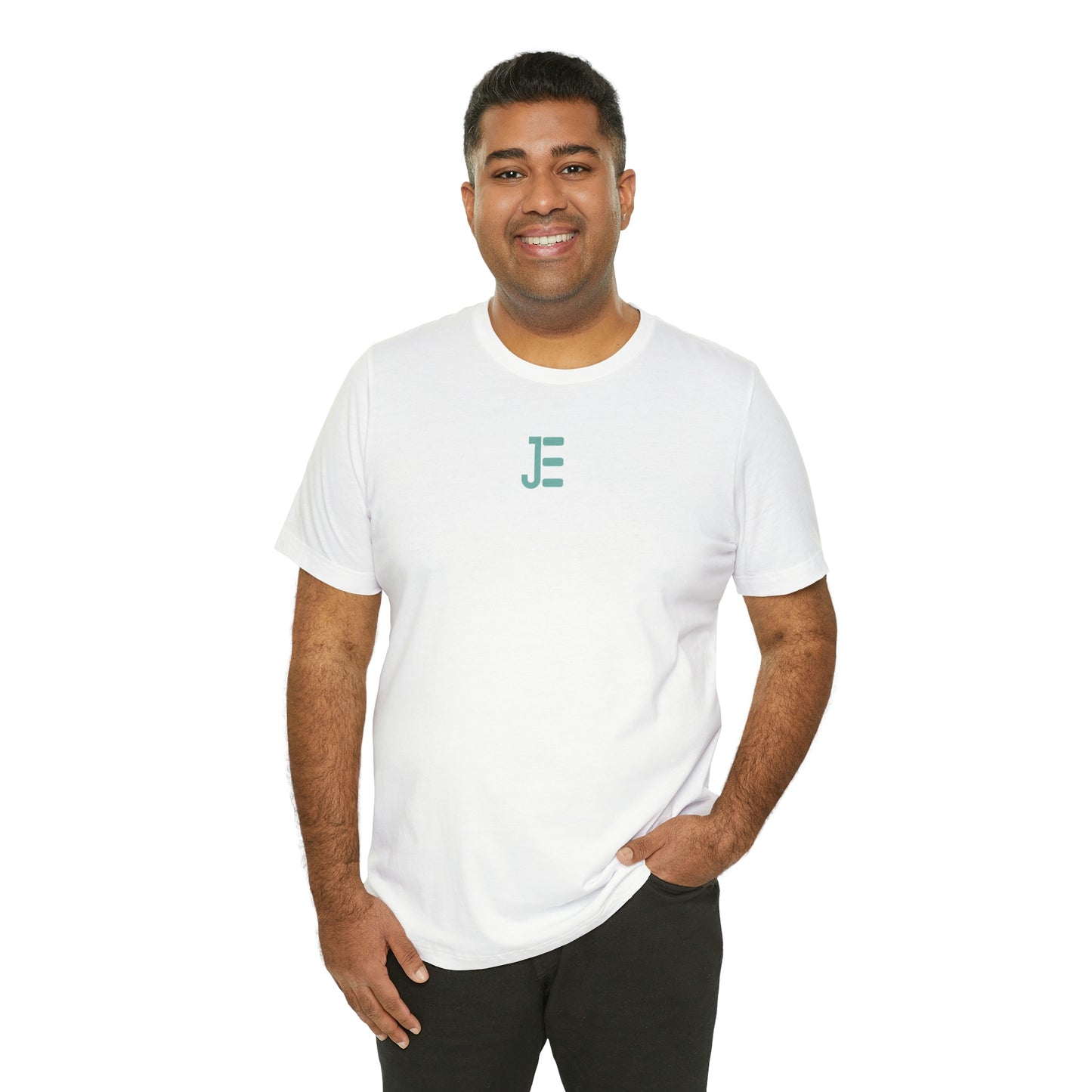 Front JE Green Letter Logo Short Sleeve Tee